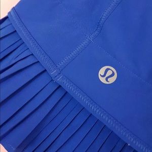 Lululemon city run by skirt